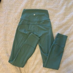 Lululemon leggings